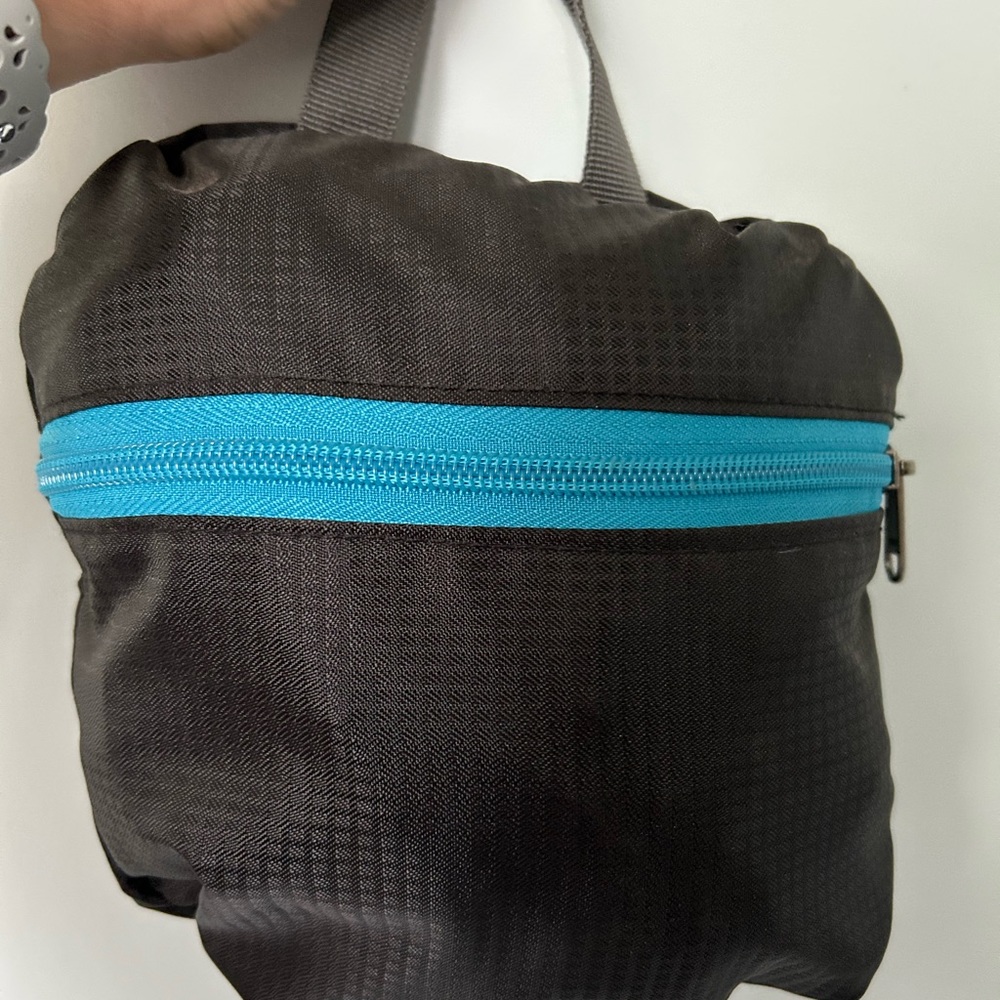 Running/Hiking Backpack - image 3